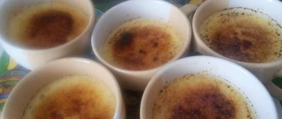 Kremet dessert med karamellskorpe Creme brulee