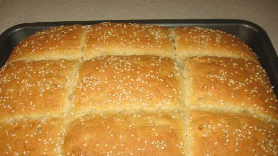 Maizes Sourdough plātnes ar ķirbju biezeni un sēklām