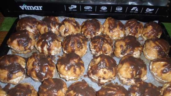 Pumpkin profiteroles