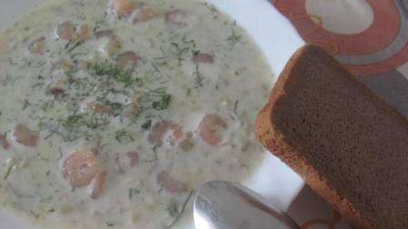 Fish soup with shrimps (Dobrynya soupovar)