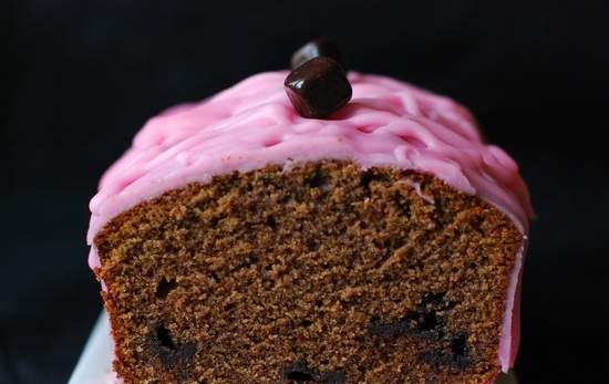 Cupcake med fuglekirsebærmel og syltetøy i sjokolade