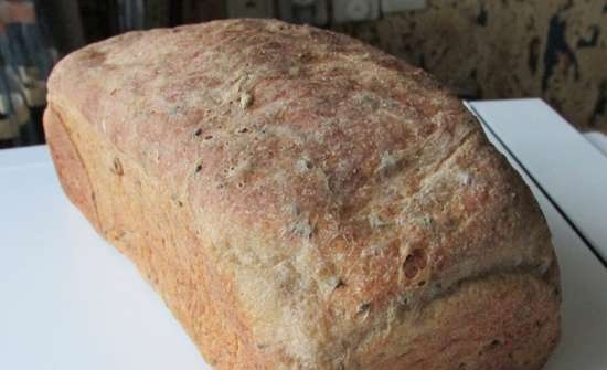 Wheat-buckwheat bread with poppy seeds, flax seeds, walnuts