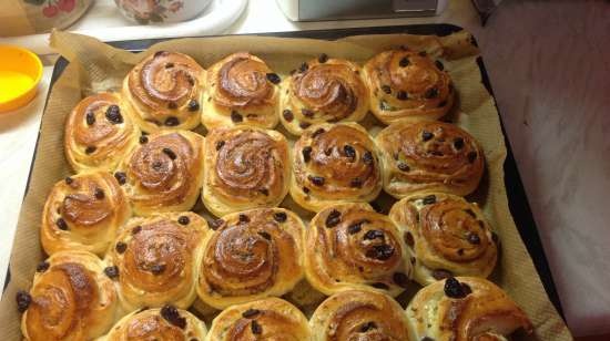 Chelsea buns