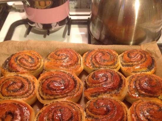 Chelsea buns