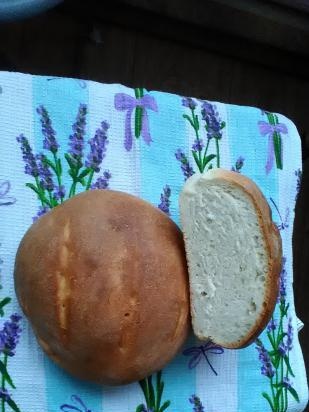 Loaf Podmoskovny, kas izgatavots no augstākās kvalitātes miltiem (GOST 27844-88)