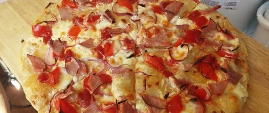 Bez rauga picas mīkla Flammkuchen no Elzasas