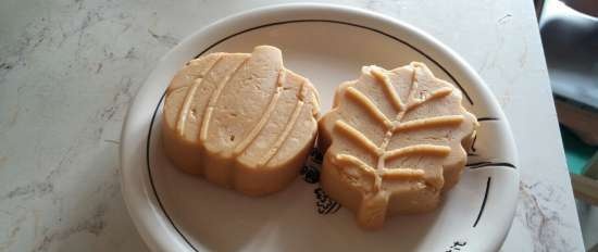 Norvēģijas brūnais siers Brunost (Brunust)