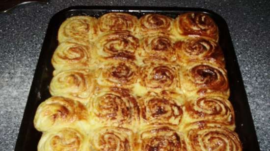 Chelsea buns