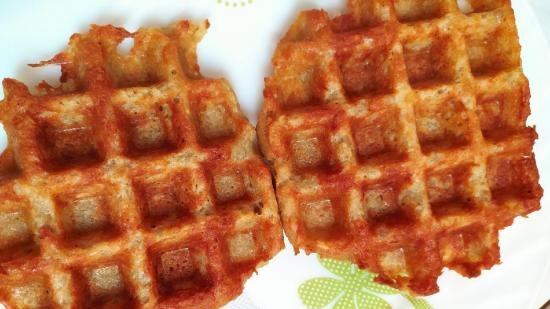 Potato pancakes without flour in a waffle iron GFgril GFW-015