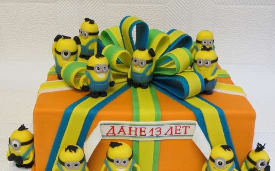 Despicable Me Cakes