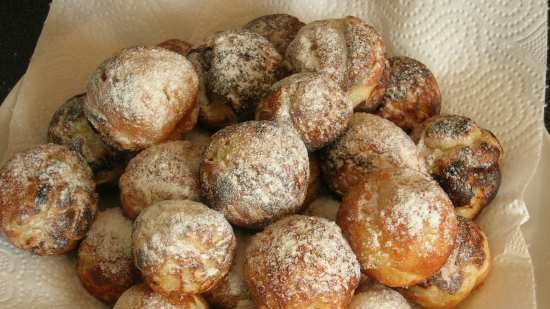 Nandana - apple donuts (in the takoya maker)