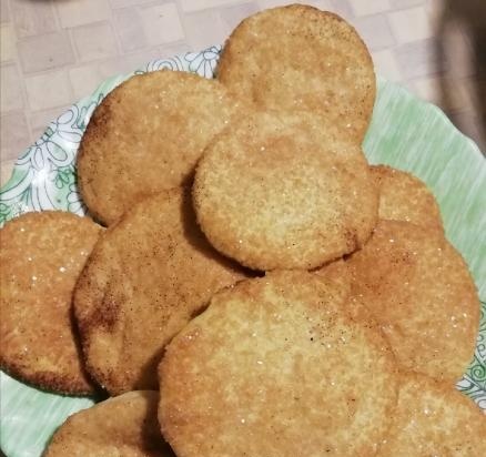 Simple cinnamon cookies