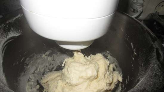 Whey dough with soda (a la yeast). Roll with whey filling