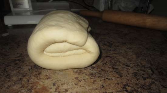 Whey dough with soda (a la yeast). Roll with whey filling