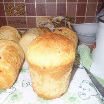 Kulich ar Myasoedovskaya krāsnī (meistarklase)