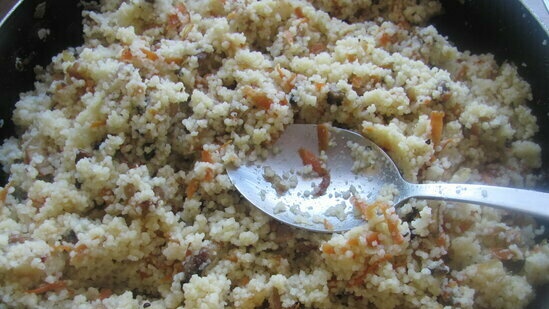 Mager pepper fylt med couscous og sopp