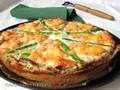 אספרגוס ירוק וטארט סלמון (Flammkuchen mit gruenem Spargel und Lachs)