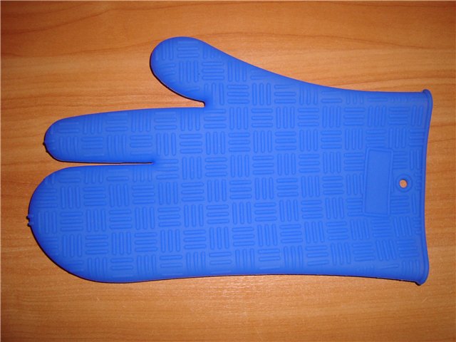 Các mặt hàng silicone (khuôn, thảm, tua, găng tay, v.v.)