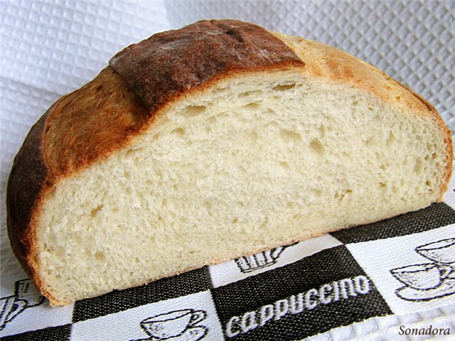 Loaf Podmoskovny, kas izgatavots no augstākās kvalitātes miltiem (GOST 27844-88)