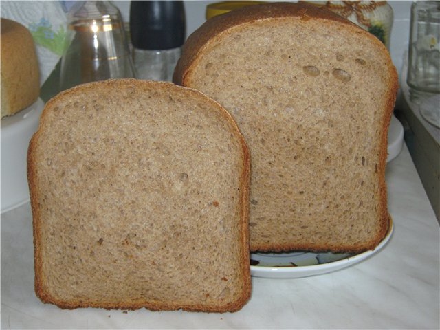 Darnytsia bread for husband (bread maker)