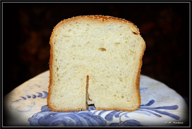 Wheat with sesame seeds (bread maker)