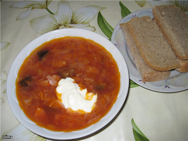 Ukrainas borščs ar baklažāniem