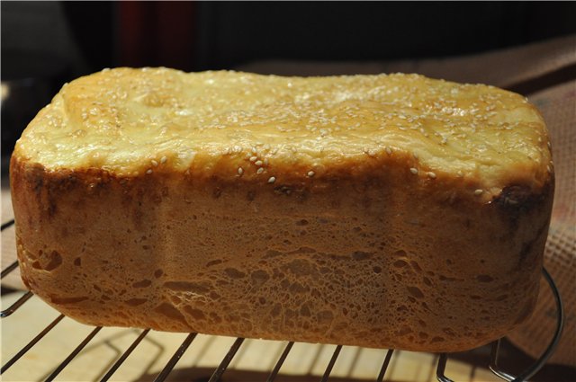 Bread with cheese and sesame seeds (bread maker)