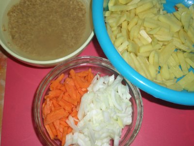 Soppsuppe med champignons i et multikooker-merke 701