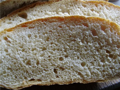 Maize Como (Pane di Como) krāsnī (nejaukt ar Pane di Come Antico)