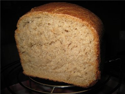 Stolichny hvete-rugbrød (brødmaker)