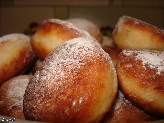 Donuts Berliner ar pildījumu