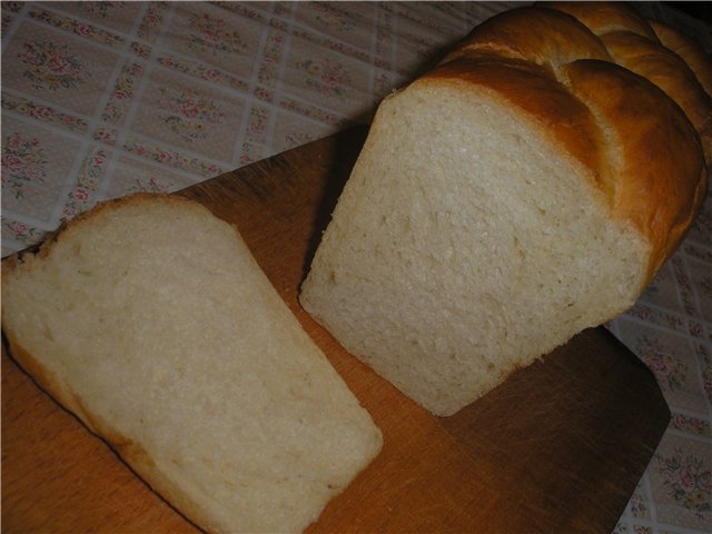 Challah Litva trong lò nướng