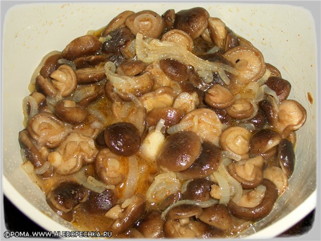 Shiitaki mushrooms in Korean