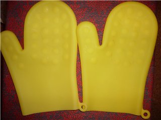 Các mặt hàng silicone (khuôn, thảm, tua, găng tay, v.v.)