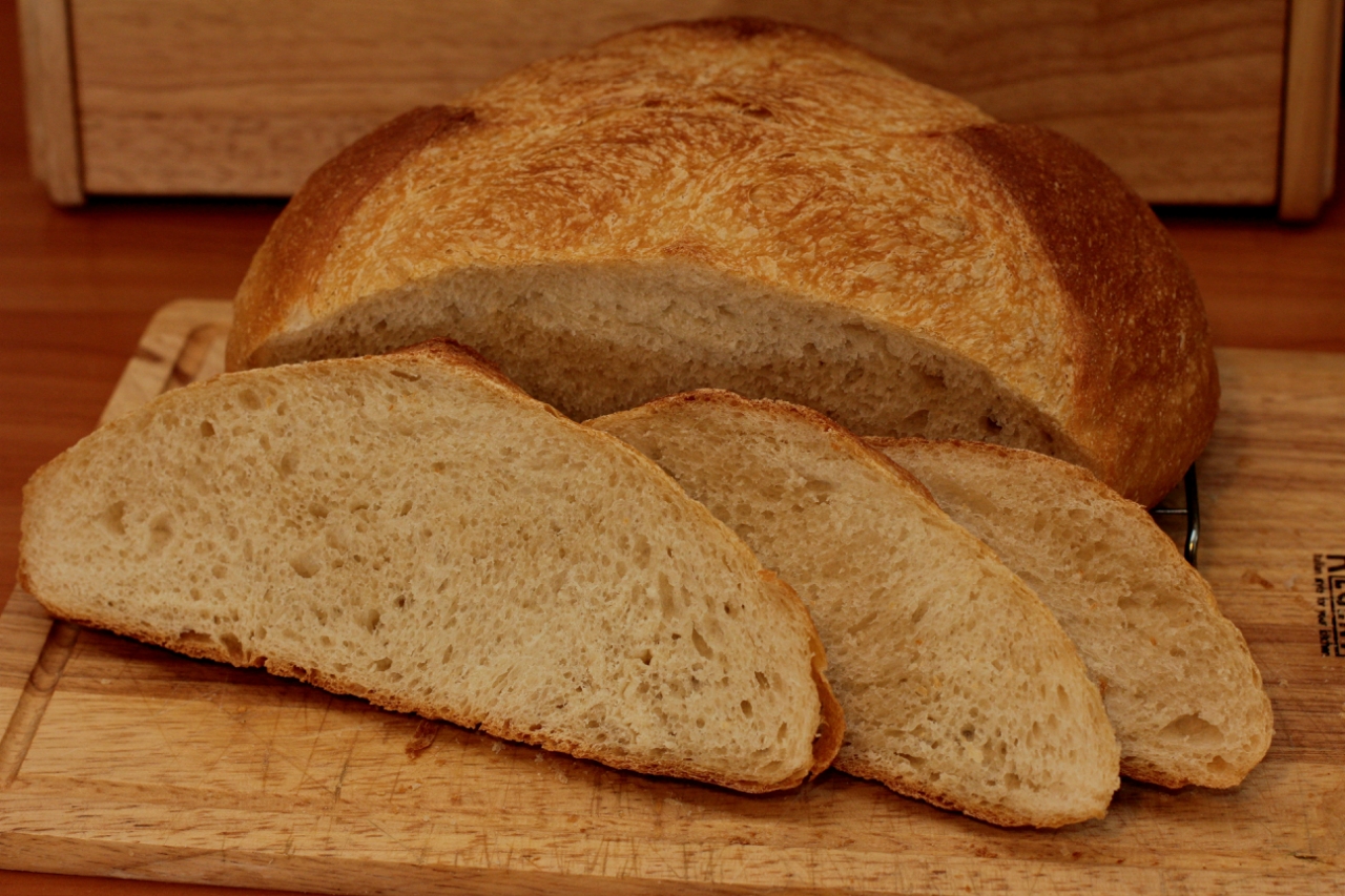 Cuban bread (in the oven)