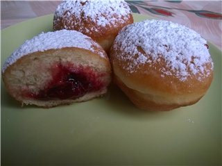 Donuts Berliner ar pildījumu