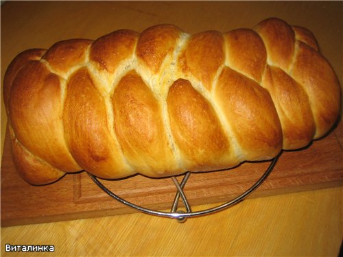 Challah Litva trong lò nướng