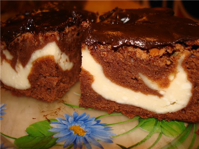 Brownie sjokolade-ostemasse kaker