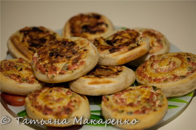 Pizza ốc sên nhỏ (Hack - Pizza - Schnecken)