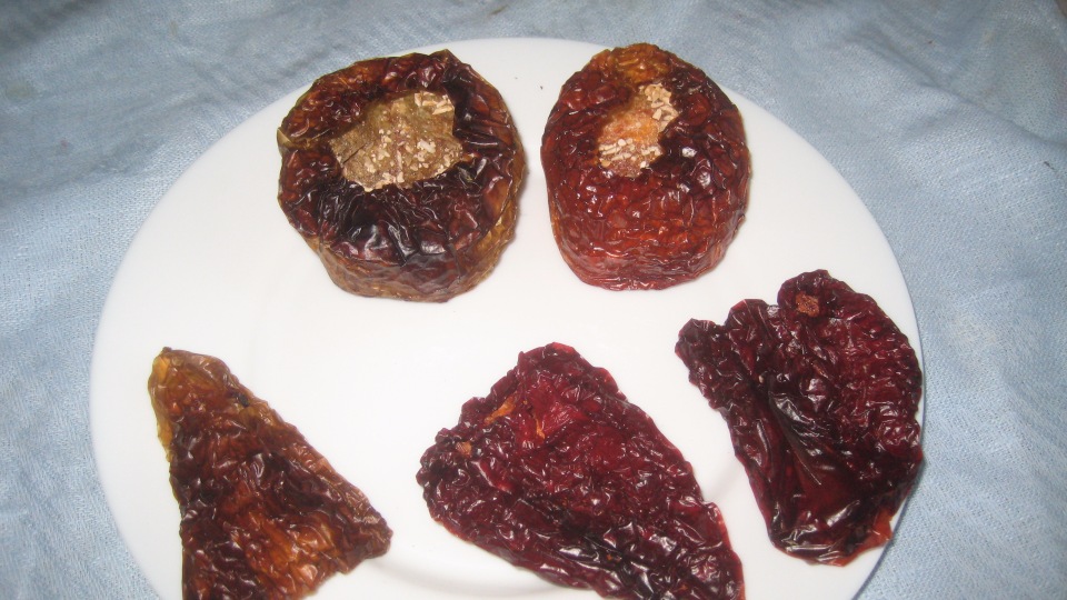 Dried bulgarian pepper