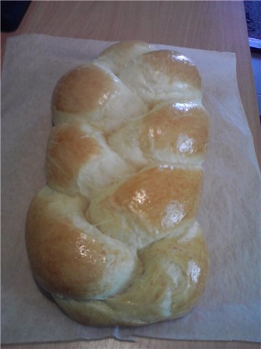 Challah Litva trong lò nướng