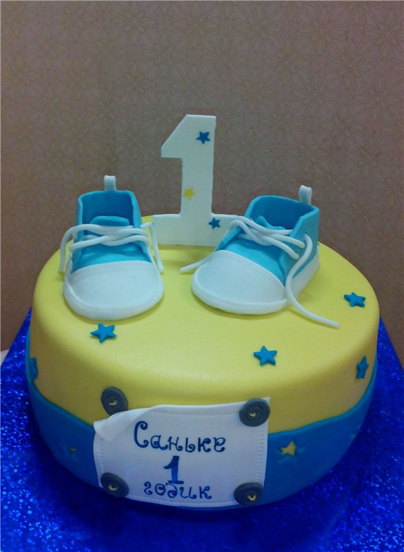 Cakes for birth, baptism, year (not numbers)