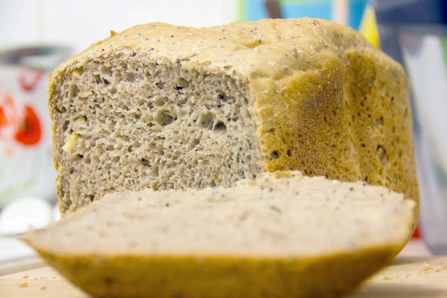 Wheat-buckwheat bread with poppy seeds, flax seeds, walnuts