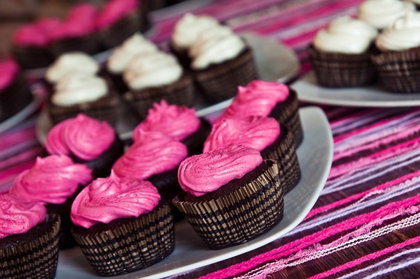 Šokolādes cupcakes (Maida Heatter)