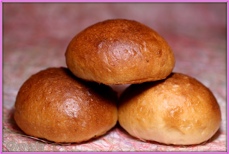 Sweet garlic buns "d'Al"