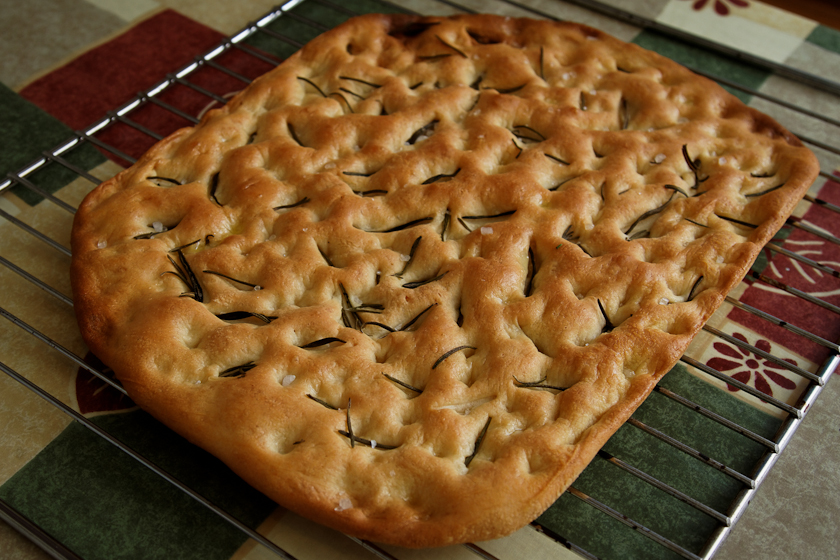 Focaccia med rosmarin / Focaccia al rosmarino (ovn)