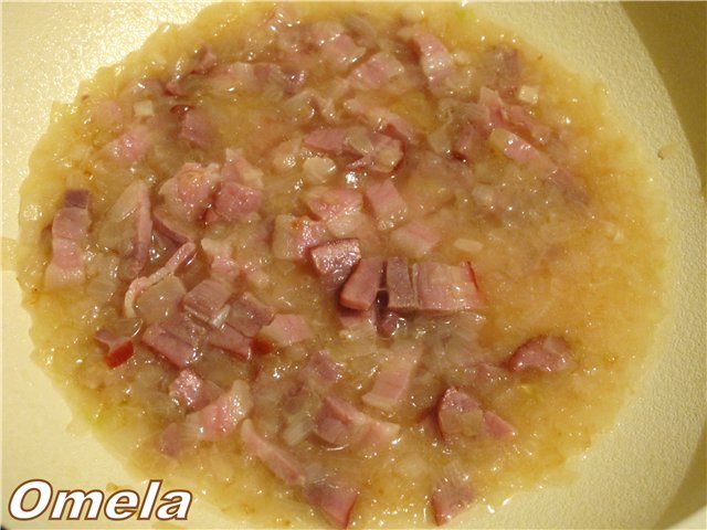 Cepti kartupeļi Tartiflette