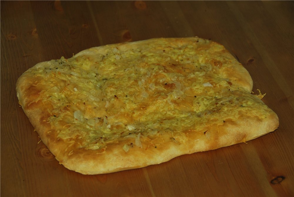 Focaccia potet med løk