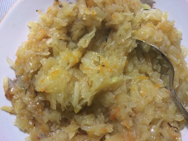 קציצות כרוב כבוש (Dibbellabbes mit Sauerkraut)