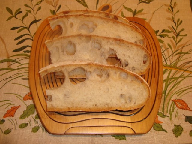 Vecā Komo maize (Pane di Como Antico) krāsnī